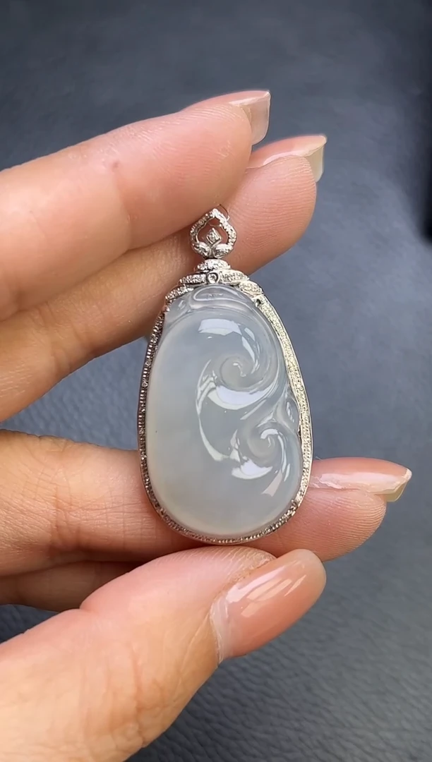 翡翠18K金镶嵌颈饰YM-142-5 如意