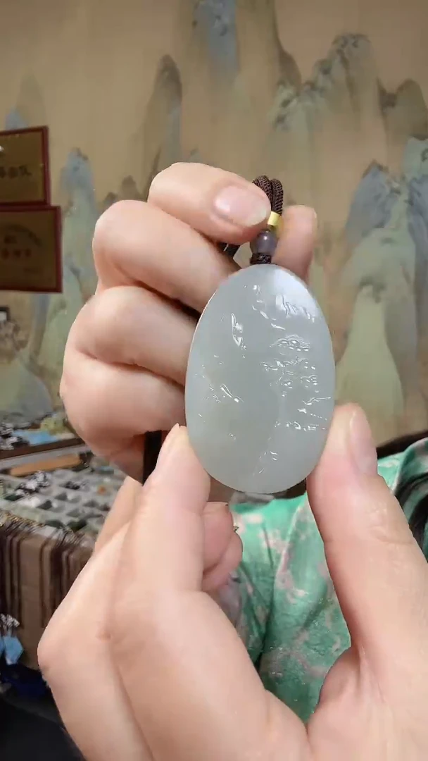 颈饰未镶嵌和田玉.