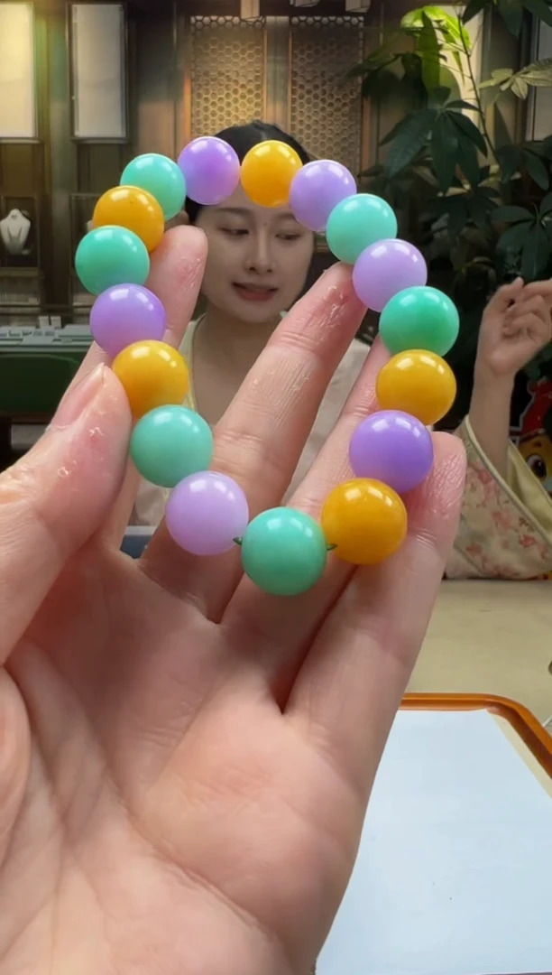 翡翠未镶嵌颈饰G2025-5-13-25