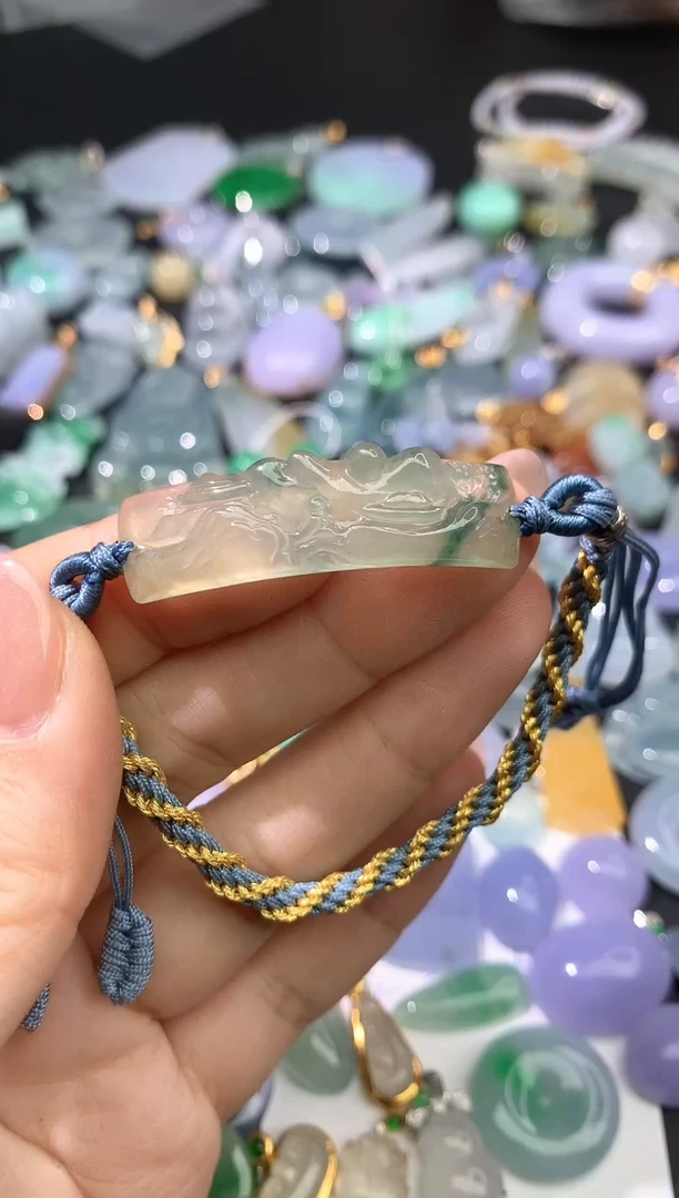 颈饰未镶嵌翡翠吊坠