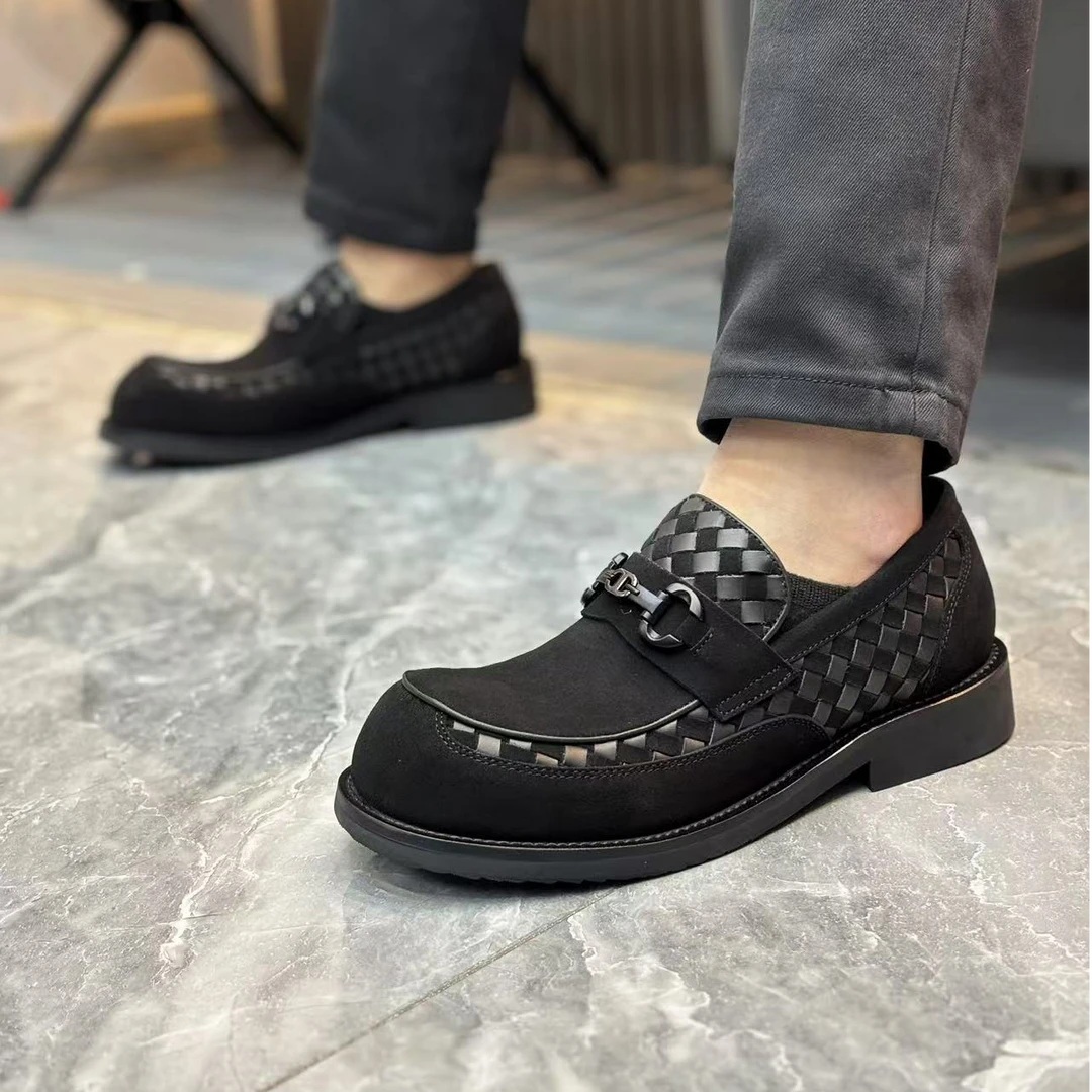 2025年早春新款真皮高档舒适轻便精致轻奢男士商务皮鞋