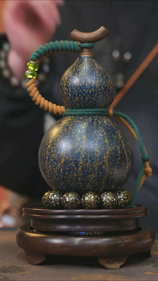 【闪购商品】YD144大漆酒葫芦不包手串及旋转底座