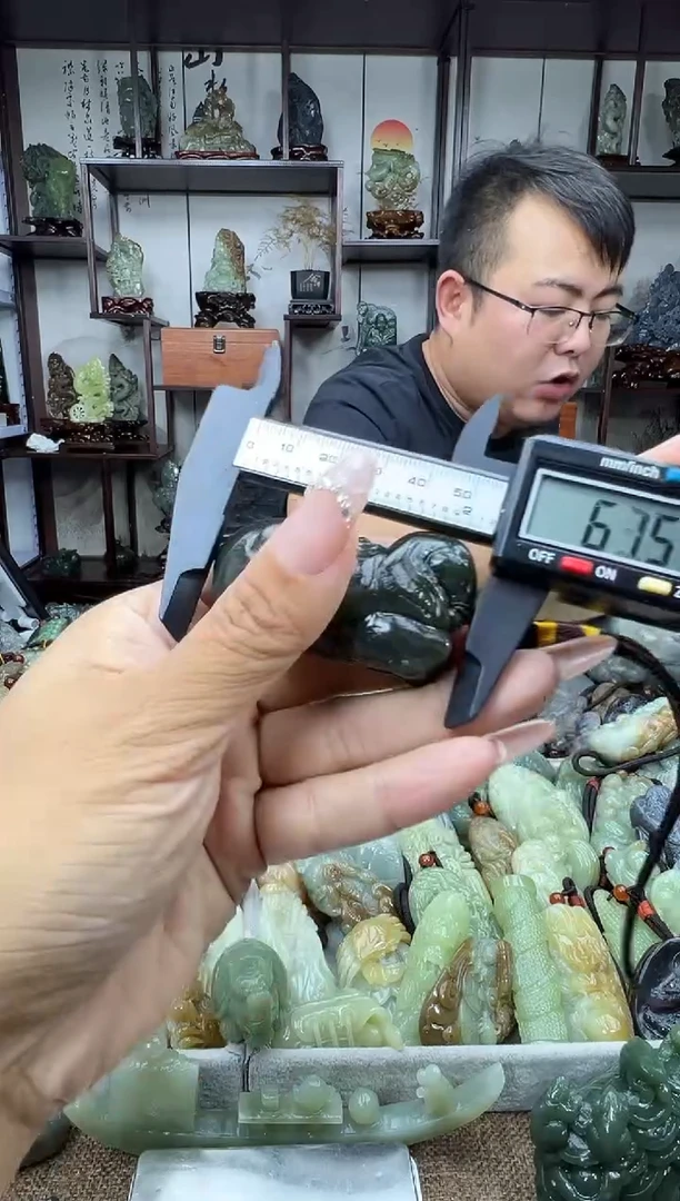 未镶嵌和田玉把件1
