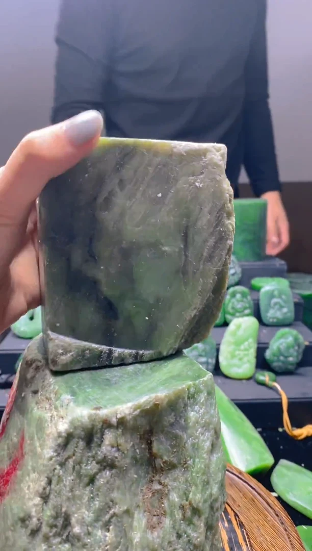 未镶嵌和田玉珠宝半成品1
