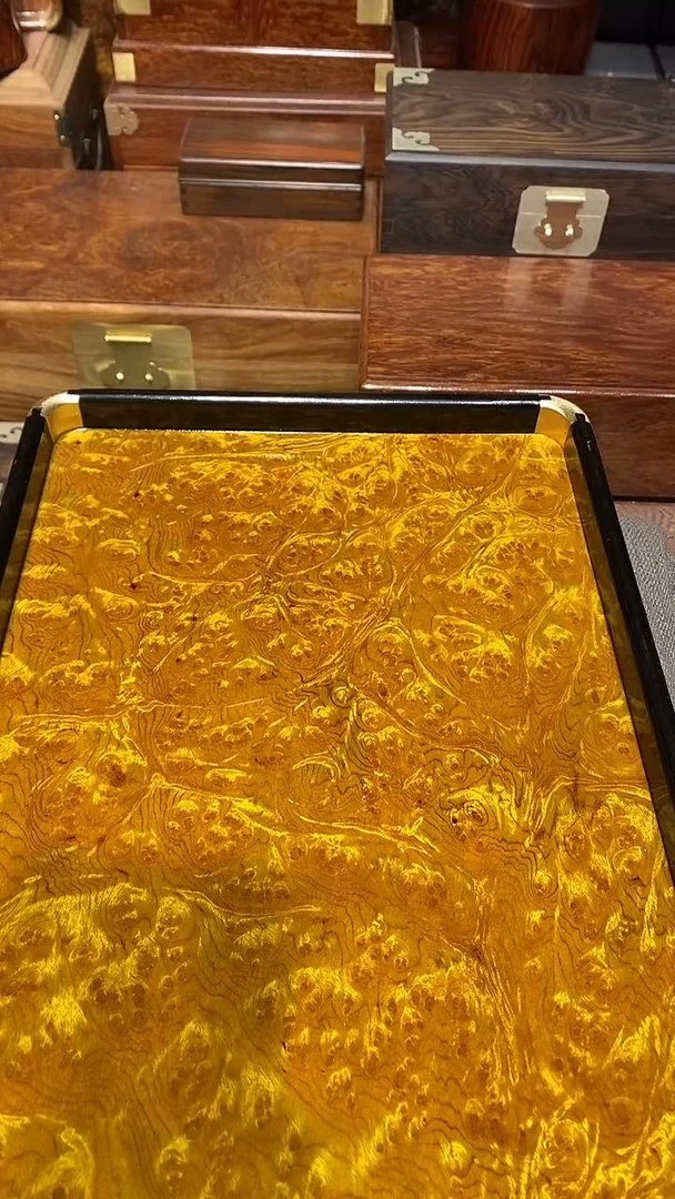 【闪购商品】香樟木木艺茶盘一个