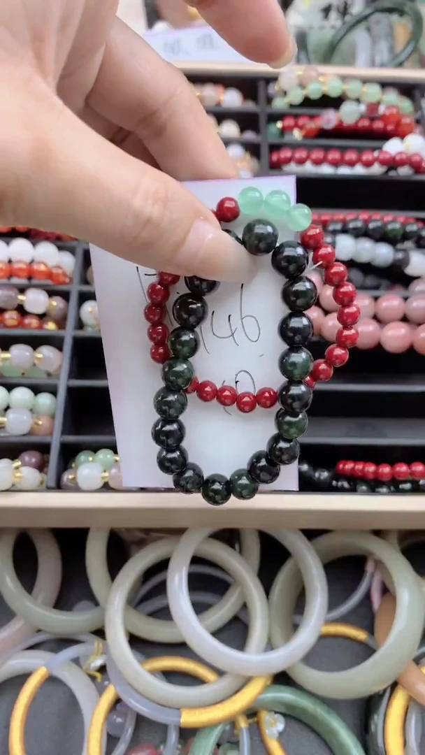 未镶嵌手镯石英质玉146