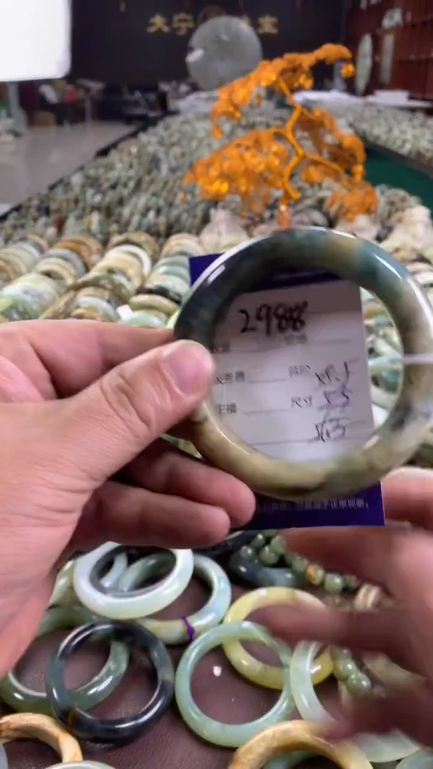 未镶嵌蛇纹石玉手镯2988