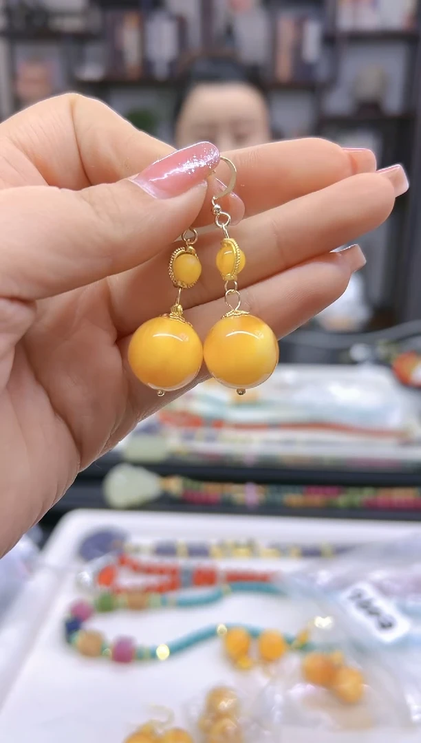 【闪购商品】蜜蜡耳饰14K金镶嵌耳坠E496