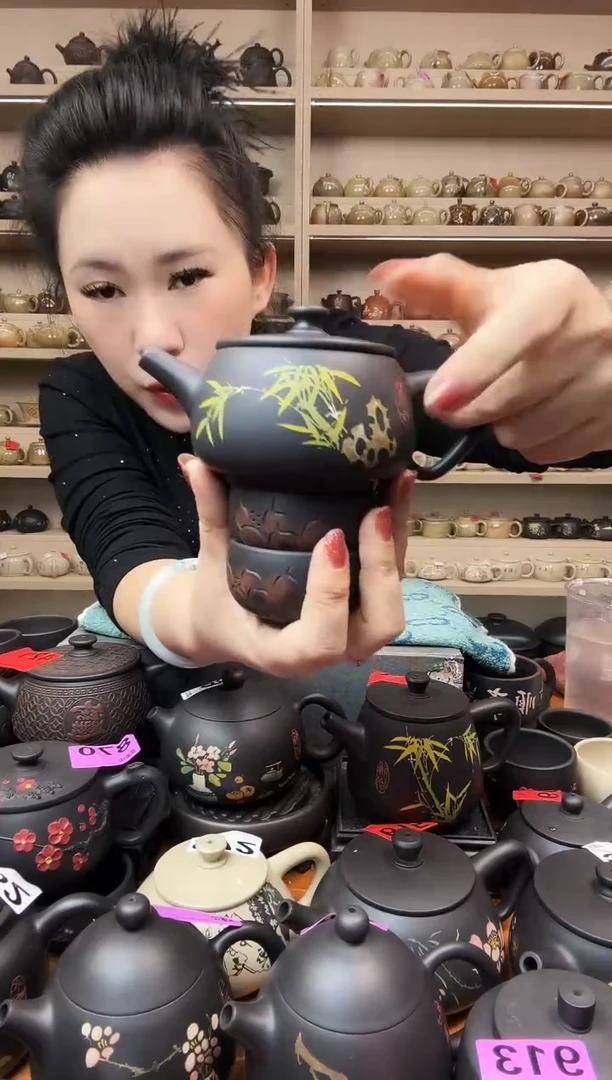 壶彩填汉瓦200cc+2线雕杯 014