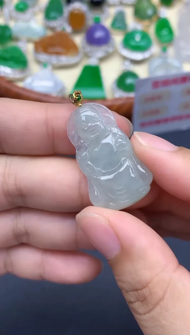 颈饰18K金镶嵌翡翠1-中国好珍宝