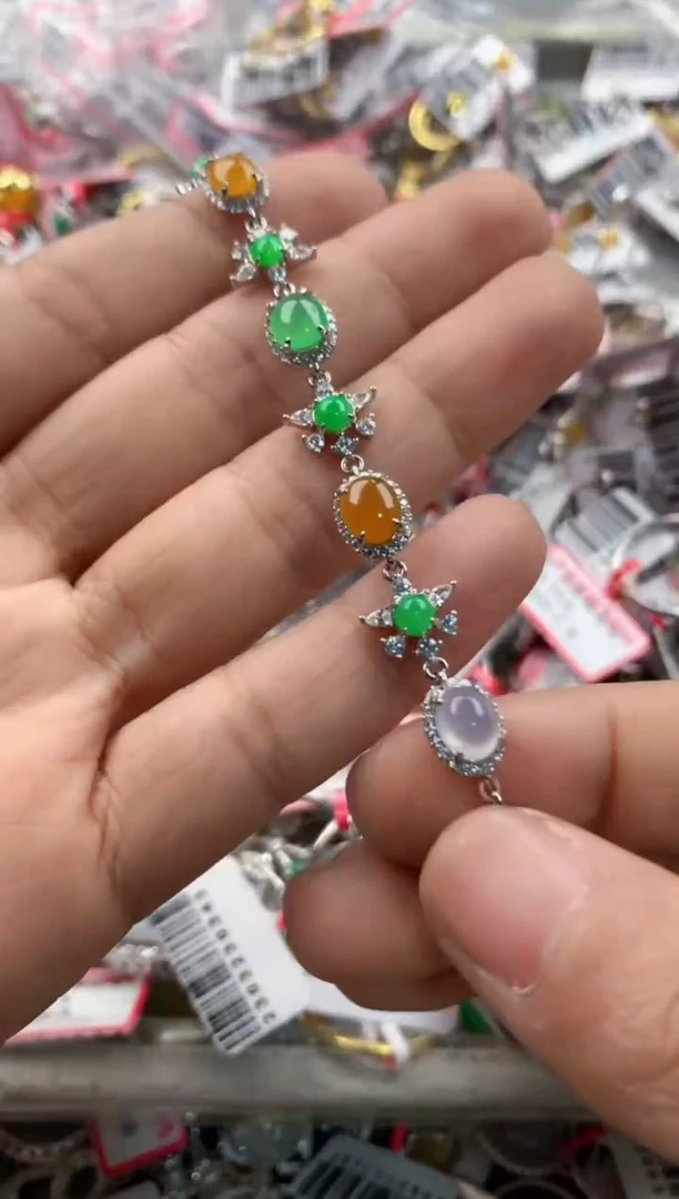 银S925镶嵌戒指翡翠888               7