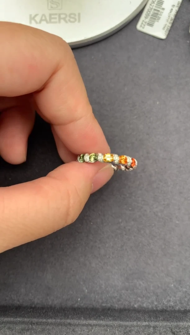 戒指彩色蓝宝石18K金镶嵌2.6ct彩蓝宝  定制  GH