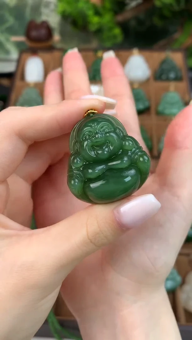 颈饰未镶嵌和田玉吊坠35mm