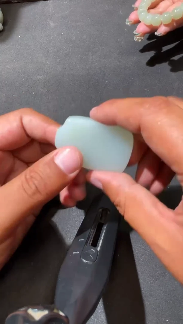 和田玉未镶嵌挂件和田玉