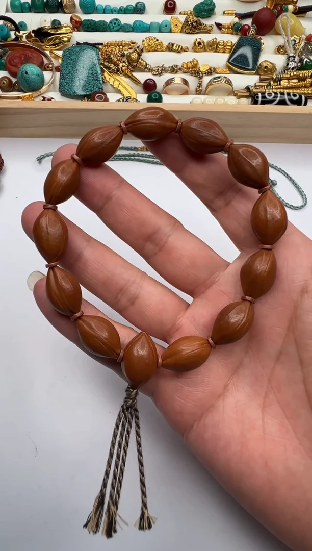 橄榄核手串橄榄核手串手持橄榄核