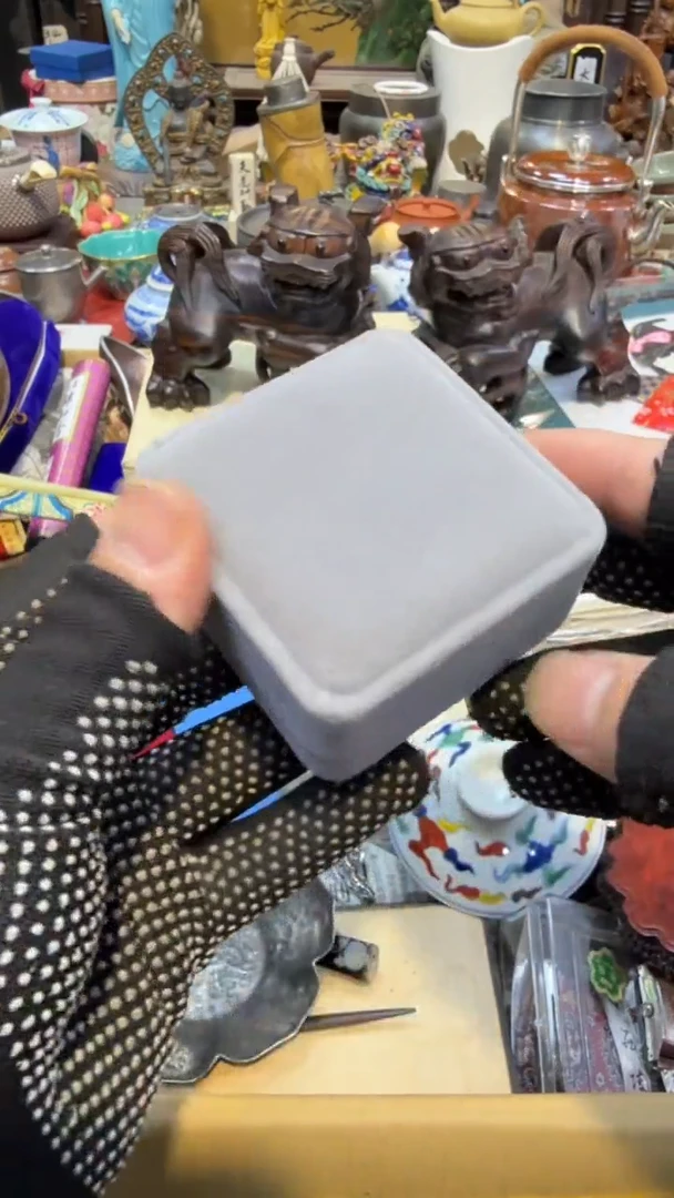 布中古艺术工艺美术品