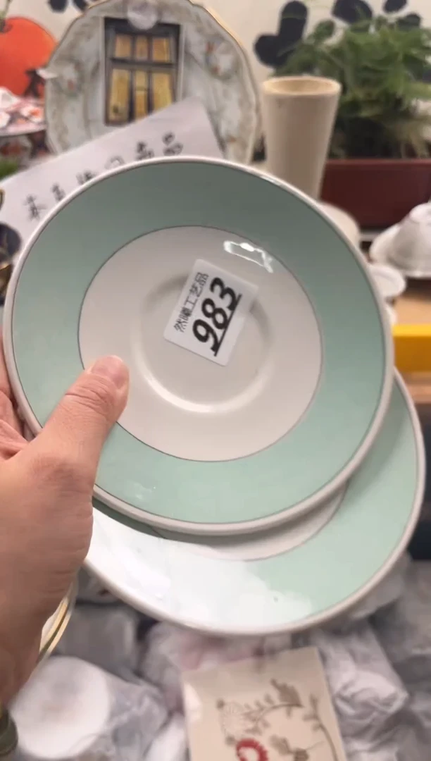 瓷片983