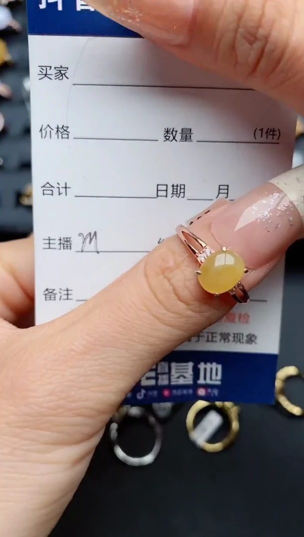 【闪购商品】翡翠戒指银S925镶嵌.........