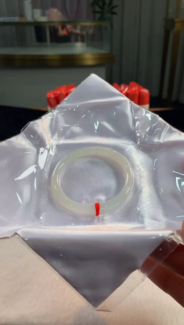 未镶嵌定制翡翠5034毛货不退不换  53-54圈