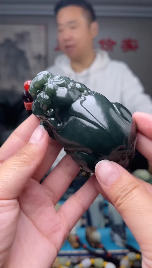 未镶嵌和田玉挂件1