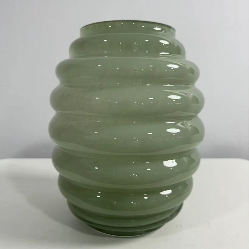 私花主义H-11微瑕创意简约绿色汉堡形状花瓶