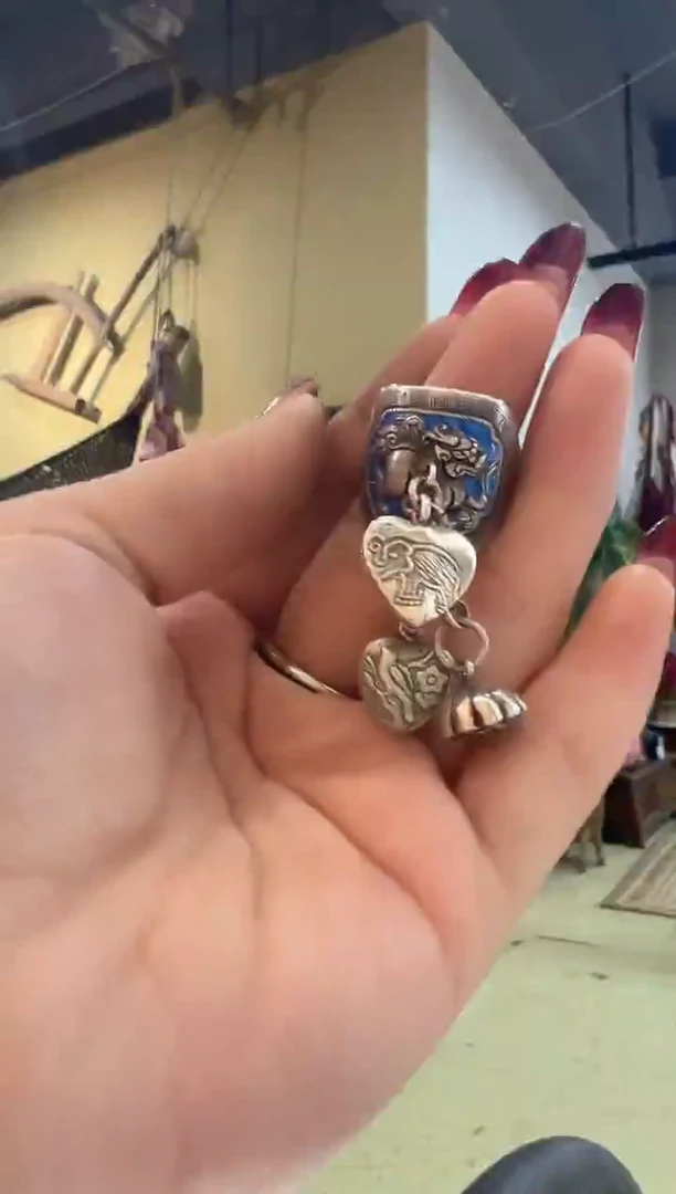 无925银搬****平戒指