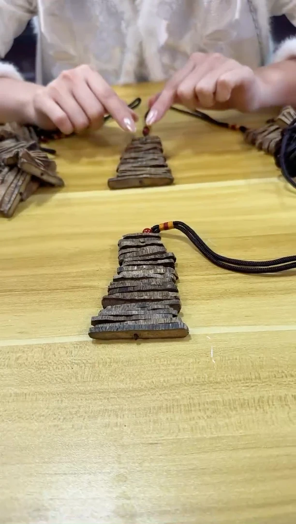 沉香吊坠车挂多样性发一