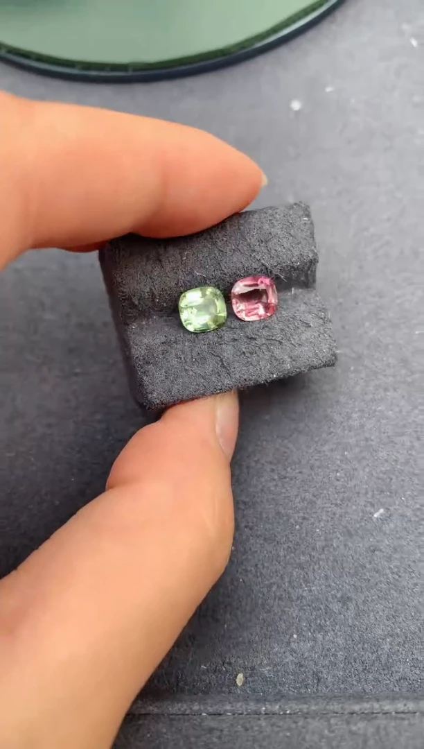 裸石未镶嵌碧玺2.3ct 碧玺配对