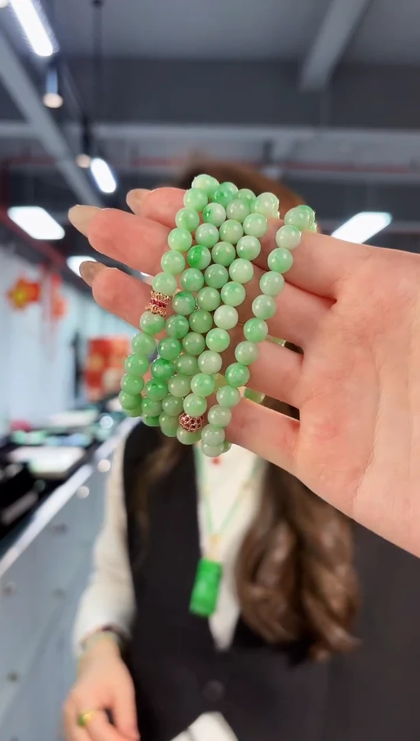 【闪购商品】翡翠手串未镶嵌缅料A货/多样性发货/一件