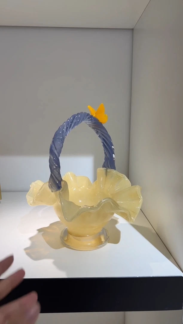 奶油手提小果娄 现货