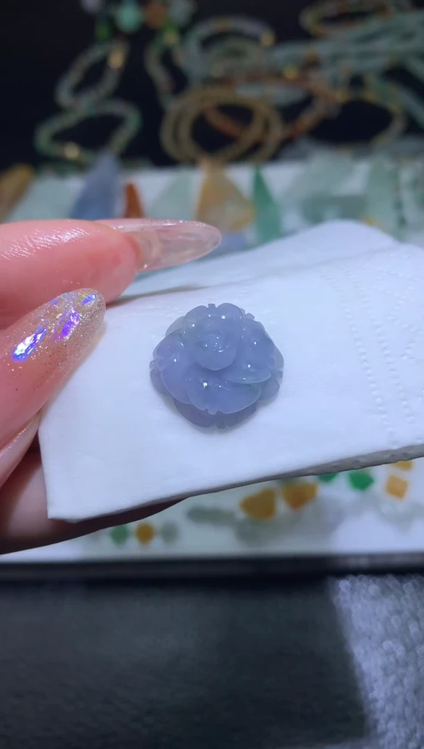 定制翡翠未镶嵌莲花