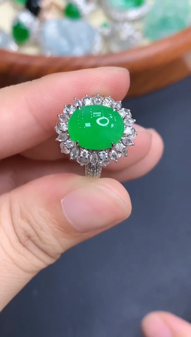 18K金镶嵌戒指翡翠621-中国好珍宝