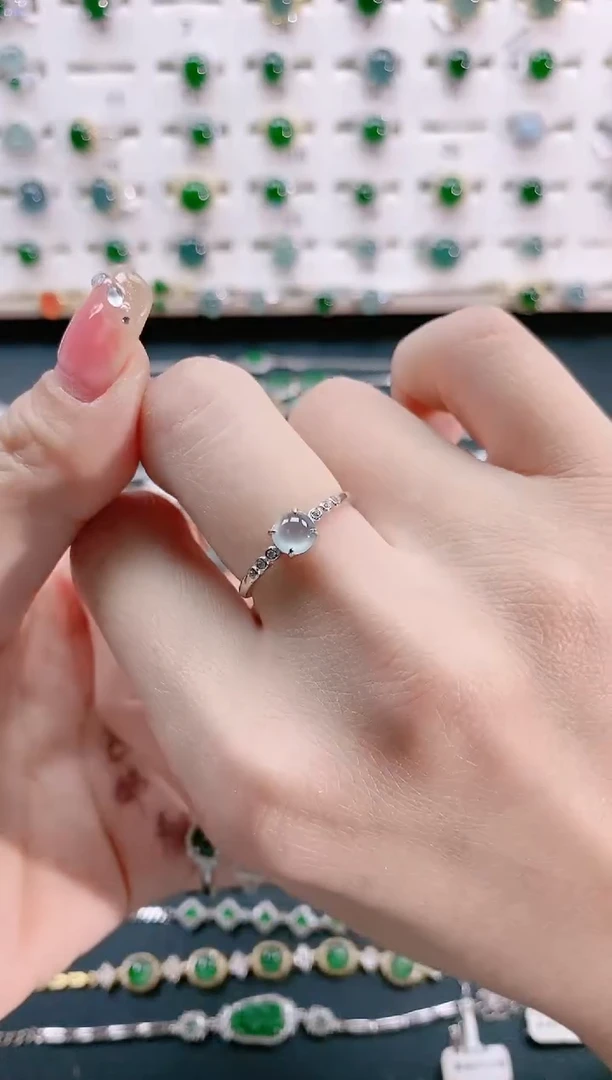 【闪购商品】翡翠戒指银S925镶嵌天然翡翠