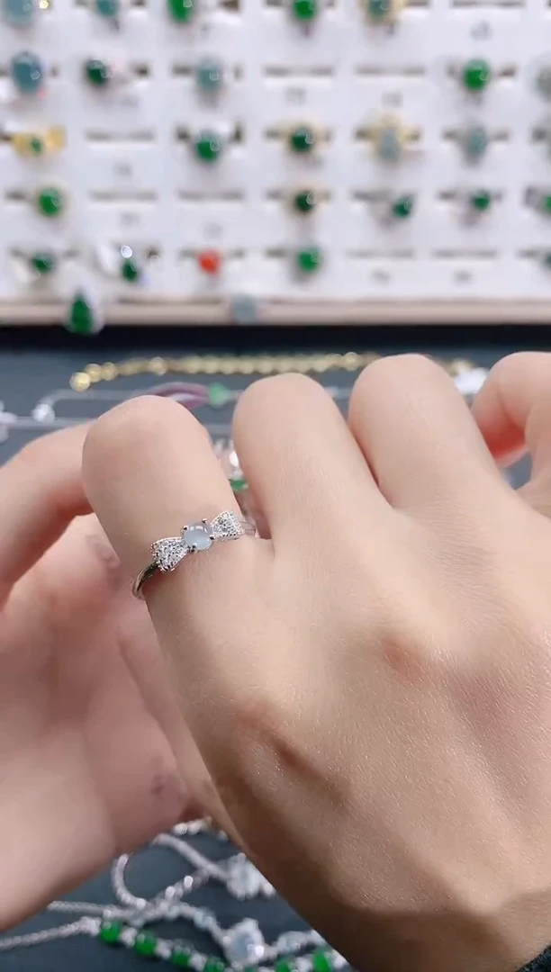 【闪购商品】翡翠戒指银S925镶嵌 天然翡翠