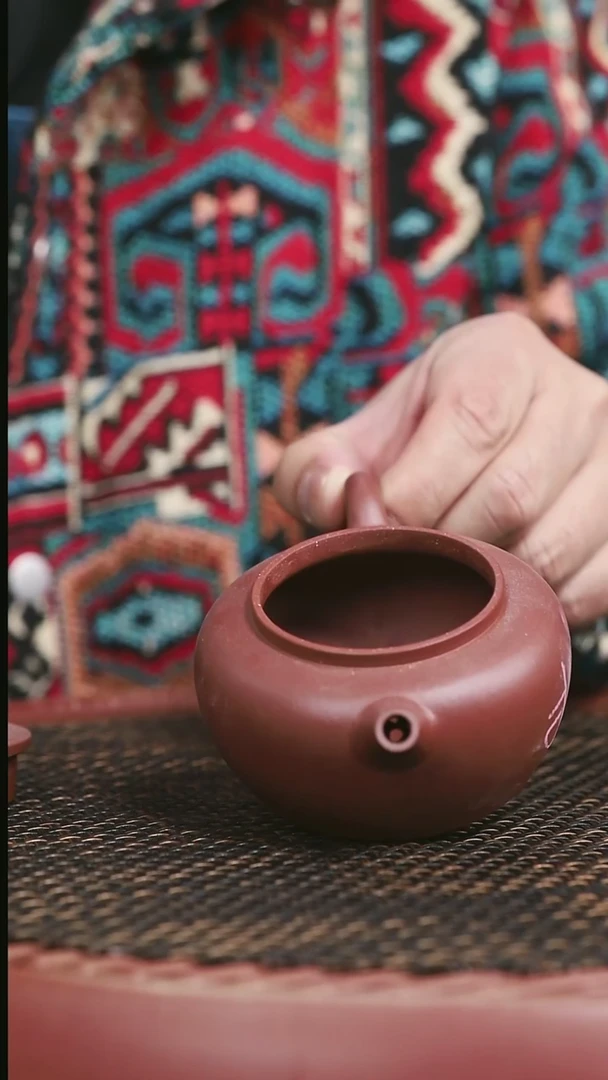 【闪购商品】紫砂红皮龙25号全手工梵莲200CC微微暇