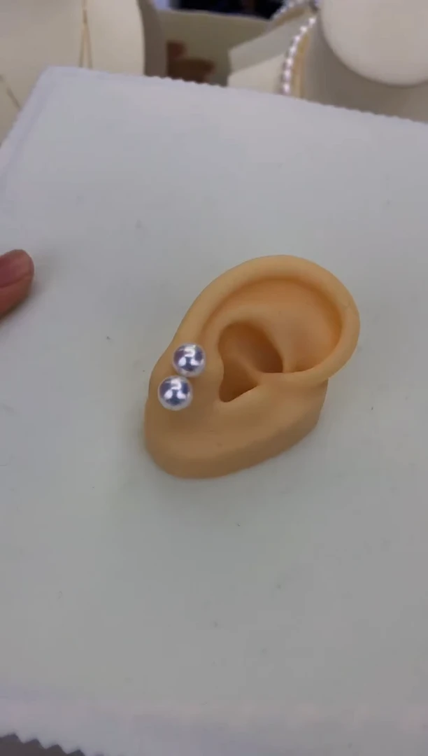 18K金镶嵌DA海水珍珠 GD015 8-8.5 素钉定制