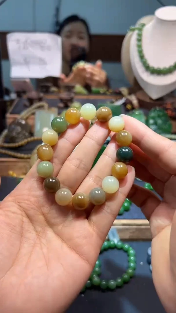 未镶嵌手串和田玉1