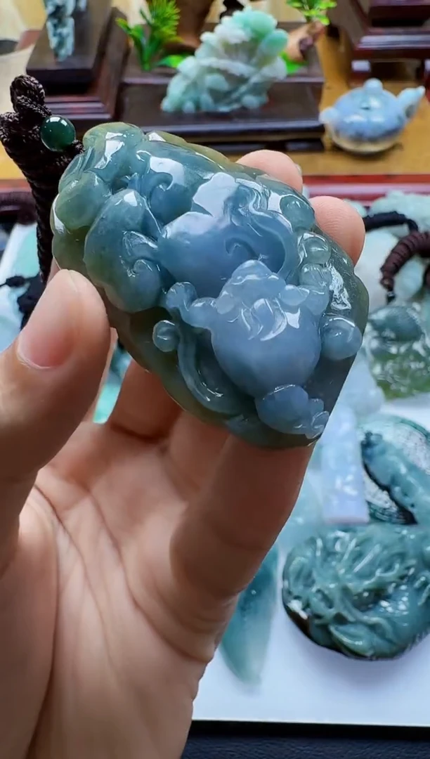 吊坠(不含链)未镶嵌翡翠1