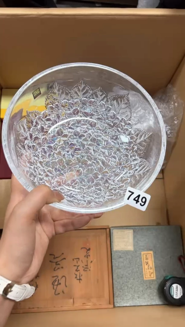 定制T****E+749中古商品谨慎参拍