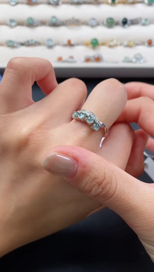 银S925镶嵌戒指翡翠44444444+4