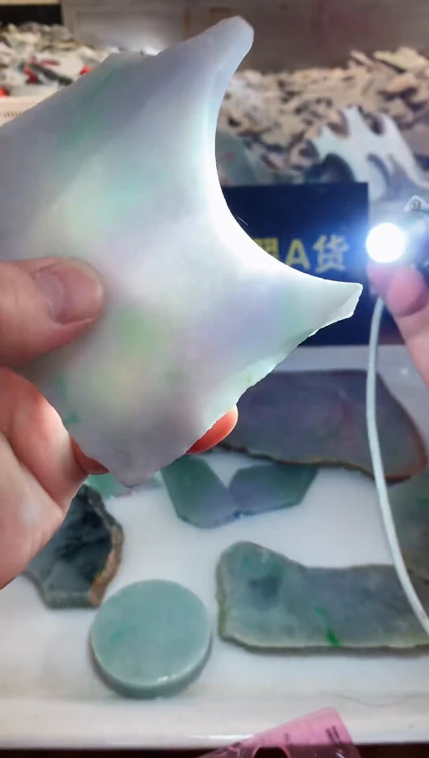 散珠翡翠0林0翡翠珠宝44