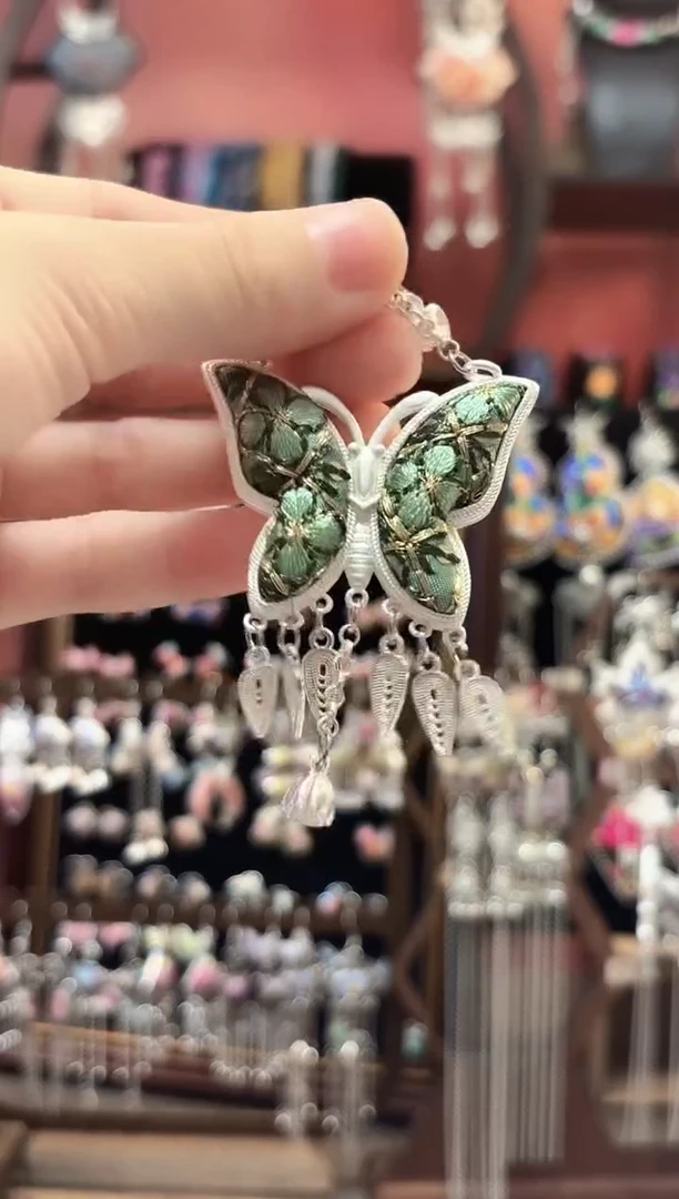 织绣 云织谣民族风精美饰品   218