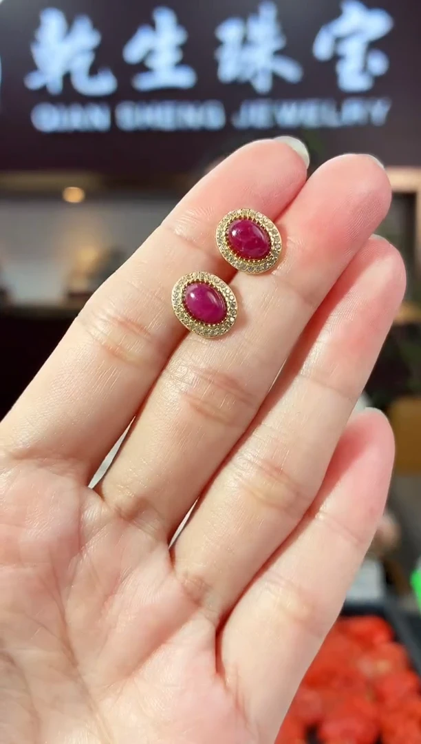 银S925镶嵌耳钉红宝石980多样性发其一