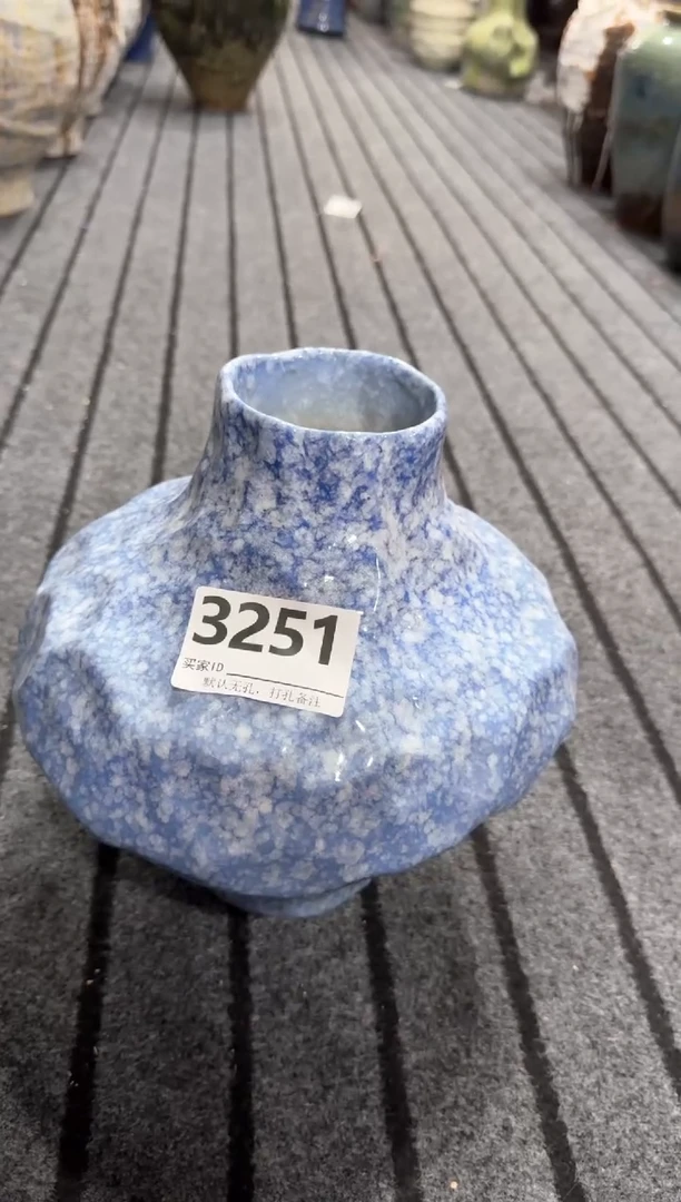 摆件清*，景德镇陶瓷花器默认无孔编号3251