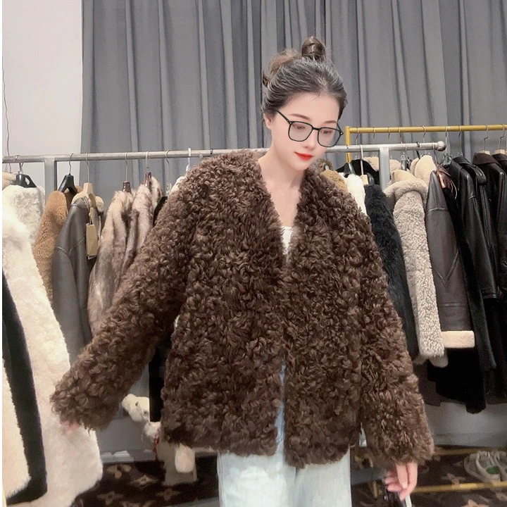 【F031T】“小泰迪”新款皮毛一体短外套女士气质时尚轻奢