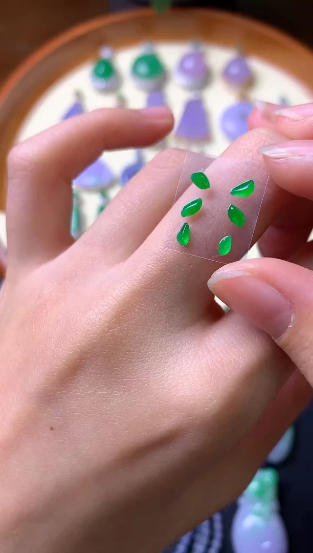 【闪购商品】定制翡翠未镶嵌裸石