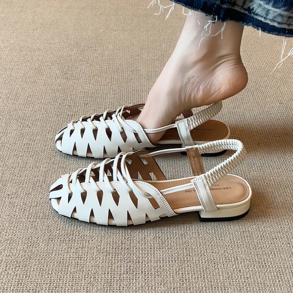 RubyL/2cm夏季新款时尚镂空舒适透气休闲松紧带粗跟包头凉鞋女款