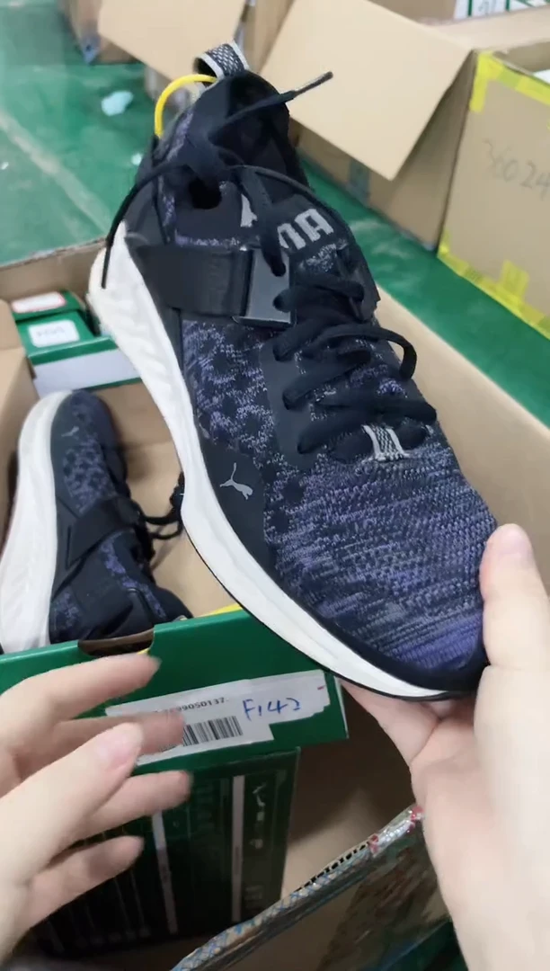 彪马时尚运动休闲鞋37.5M  S196