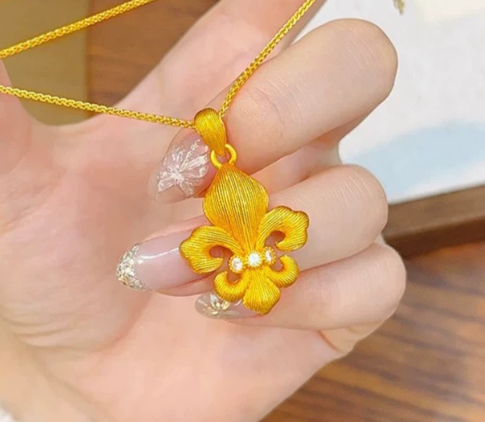 【香港正品】拉丝鸢尾花吊坠163（不含链）