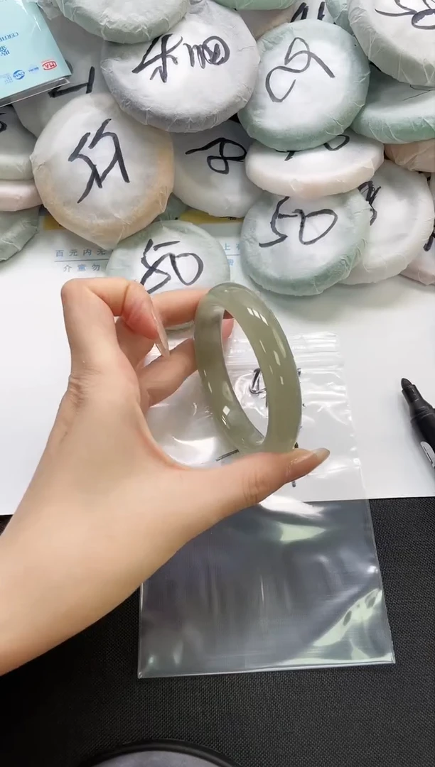 未镶嵌手镯石英质玉49-61